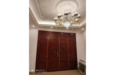 Bán bán gấp nhà đẹp phố Ngọc Thụy ô tô vào nhà: 42m2, 3tầng, ở luôn, chỉ 3.7 tỷ