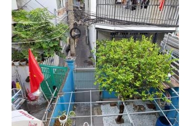 BÁN NHÀ, CMT8, PHƯỜNG 15, QUẬN 10, DT 82m2, GIÁ CHỈ 8 TỶ