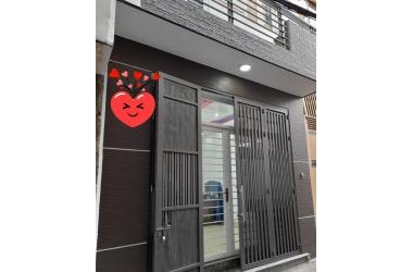 Bán Nhà HXH, Phường 8, Tân Bình, 4.5m x 8m, Giá Chỉ 5.6 Tỷ