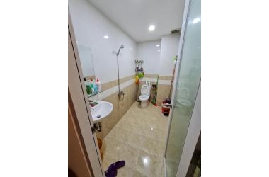 Bán nhà Bình Thạnh - Xe hơi ngủ “thẳng cẳng” trong nhà – Ngay chợ Bà Chiểu – 5 Tầng BTCT