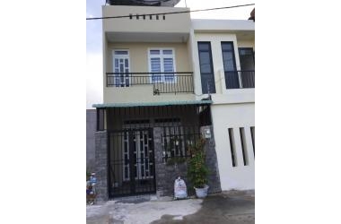 Cực gấp trả tết, đường Phạm Văn Hai, Phường 5, Quận Tân Bình , 31m2,  1 trệt, 1 lầu, 2 phòng ngủ, 3 mặt thoáng, phía trước nhà 4m rộng rãi/ Giá 3.7 tỷ, Đt:0982534166