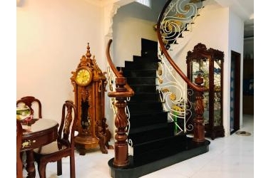 BÁN BIỆT THỰ CÁCH MẠNG THÁNG 8,PHƯỜNG 5,TÂN BÌNH, HẺM 6M SÁT MẶT TIỀN 93M2, 12.1 TỶ