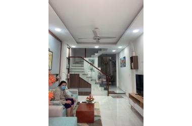 NHÀ NHỎ, NỘI THẤT CỰC XỊN, KHU TRUNG TÂM, GIÁ CỰC TỐT, QUANG TRUNG , GV.