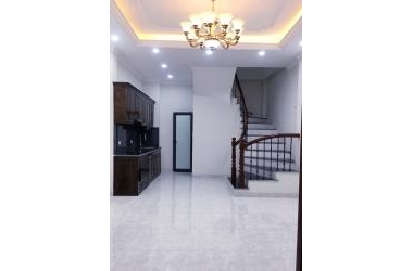 NGÕ THÔNG - KINH DOANH - NHÀ MỚI phố Nguyễn Đức Cảnh 35M2x5T nhỉnh 4 tỷ.