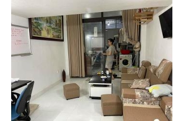 CỰC HIẾM- NHÀ NGUYỄN TRÃI- TRUNG TÂM- TIỆN ÍCH BẠT NGÀN- 32M2 - 2.05 TỶ