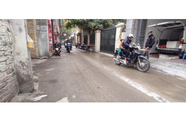 BÁN GẤP-NHÀ ĐỊNH CÔNG THƯỢNG- NGÕ THÔNG- Ô TÔ TRÁNH- KINH DOANH SẦM UẤT-50MX4T- 4.5 TỶ
