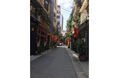 Nhà phố Yên Lạc-Hai Bà Trưng-55m-4 tầng-mt 6m-giá 6,3 tỷ. Ô tô đỗ cửa.LH 0984228277.