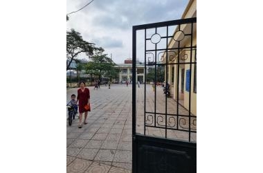 BÁN NHÀ NGUYỄN KHANG Lô GÓC NGÕ NÔNG, Ở LUÔN DT 37m2 X 5T GIÁ 4 TỶ