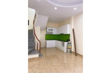 NHÀ MỚI ĐẸP Ở LUÔN LÊ ĐỨC THỌ 4 TẦNG DT 35M2 GIÁ HỎN 2 TỶ