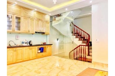 Hiếm có khó tìm nhà Hà Đông, 5 tầng lô góc, giá tốt