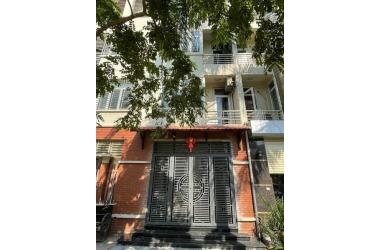 Bán Liền kề Làng Việt Kiều Châu Âu đẹp hết nước chấm tiện ích đỉnh cao 80m2 13 tỷ