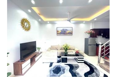 Nhà phố Lê Trọng Tấn, 30m2, ô tô đỗ cửa, xây 5 tầng đẹp giá chỉ 3,15 tỷ