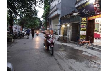 Bán 70m2 đất Phố Khương Trung, 2 mặt ngõ, ô tô tránh cách 2m, mặt tiền 7m