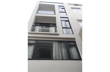 Gấp Bán Nhà Lạc Long Quân, Hẻm Xe Hơi Tránh, Phường 8, Tân Bình, DT 50m2 (4.2x11), 5 Lầu, Chỉ 8.5 tỷTL