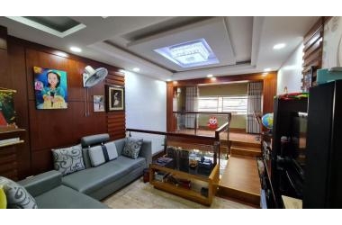Gấp Bán Nhà Bùi Thị Xuân, Hẻm Xe Hơi Tránh, Phường 02, Tân Bình, DT 100m2 (4/10x19), 11 Tỷ, Giá đầu tư