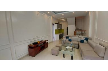 GĐ cần bán nhà lô Phố Minh Khai 35m2, 5 tầng giá 3,25 tỷ