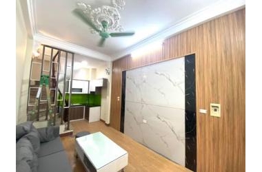 Không thể tin nổi ! Nhỉnh hơn tỷ nhà 25mX5t, sổ đổ riêng ở P. Lĩnh Nam