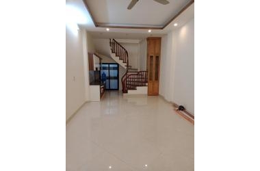 Bán nhà Đền Lừ oto đỗ cửa 35mx5T chỉ nhỉnh hơn 2 tỷ
