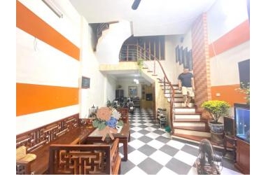GARA Ô TÔ 16 CHỖ - KINH DOANH BẤT CHẤP - HAI MẶT THOÁNG - SỔ PHÂN LÔ ĐỀN LỪ