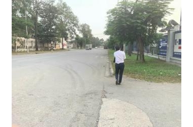 Bán gấp lô đất Q2 dt10000m giá 250ty lh0399665438