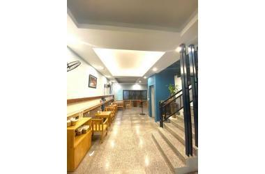 Bán nhà đường Lạc Long Quân, KD tốt, gara,111mX4 tầng, mặt tiền 7m, giá 26 tỷ hơn