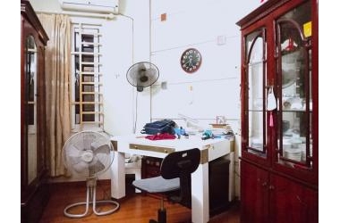 Bán nhà 4 tầng 47m2 Thuỵ Khuê, mặt tiền rộng, giá chào 5 tỷ 45