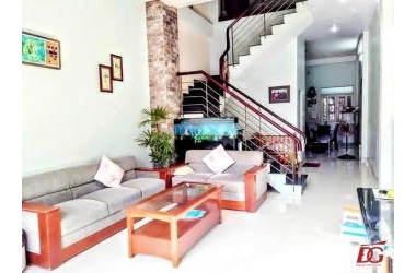 hót hót bán nhà đường chuyên dùng 9 phạm hữu lầu ,phú mỹ q7 giá siêu rẻ