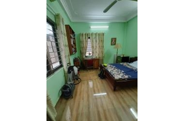 Bán nhà Hai Bà Trưng, ngõ to hơn phố, LÔ GÓc, 3 MẶT NGÕ, KINH DOANH ĐỈNH, DT 49m2, 7.5 tỷ