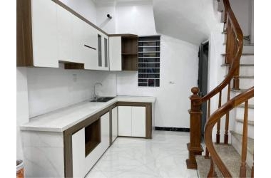 Bán nhà phân lô, quận ủy Hoàng Mai,cực kỳ hiếm, 30 m2, 3.45 tỷ