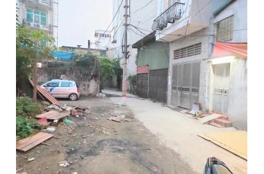 Bán tòa nhà 7 tầng, thang máy, ô tô tải đỗ cửa, gần hồ Linh Đàm, 42m2, 5.9 tỷ.