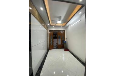Nhà đẹp, cần bán nhanh, giá rẻ, Phan Đình Giót 35 m2, 5 tầng, 2.75 tỷ