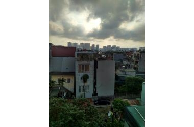 CẦN BÁN GẤP- NHÀ RỘNG GIÁ RẺ - GẦN PHỐ -NGÕ TO – SỔ ĐỎ TẶNG NGAY