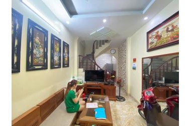 NHÀ ĐẸP NGÕ GỐC ĐỀ Ở LUÔN- NGÕ RỘNG -KHU VỰC ĐANG LÊN – SỔ ĐỎ TRAO NGAY