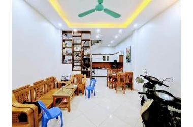NHÀ PHÂN LÔ Ô TÔ VÀO NHÀ- TÂN MAI- KINH DOANH – AN NINH –DÂN TRÍ CAO
