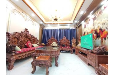 BÁN CUNG ĐIỆN HOÀNG MAI –NHỈNH 8 TỶ -ÔTÔ TRÁNH- GARA – KINH DOANH – GẦN HỒ ĐỀN LỪ