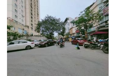 BÁN ĐẤT TẶNG NHÀ NGÕ GỐC ĐỀ - Ô TÔTẢI ĐỖ CỬA – S=108M2 – MT 8,8M – KINH DOANH ĐỈNH –