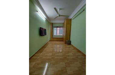 BÁN SIÊU PHẢM MẶT NGÕ TRƯƠNG ĐỊNH – Ô TÔ ĐỖCỬA – 52M -5 TẦNG – KINH DOANH