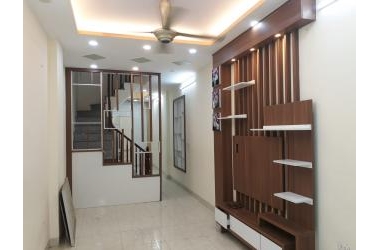 NHÀ MỚI Ở LUÔN PHÂN LÔ Ô TÔ TRÁNH – ĐƯỜNG LĨNH NAM 4 TỶ 25 - 4 TẦNG -42M