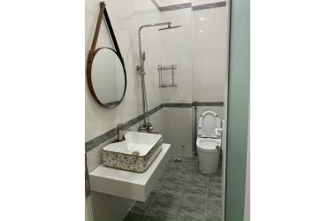nhà 25// Bùi Quang Là. P12. Gv. Dt 4m.x 12m.giá 4,6tỷ