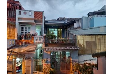 Hẻm xe tải Phan Huy Ích P14 - Gò Vấp 4mx16m giá 5 Tỷ