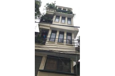 Nợ ngân hàng cần bán gấp nhà đường Lý Thái Tổ, Phường 4 Quận 10, diện tích 36m2, 4 tầng, giá 6.15 tỷ.