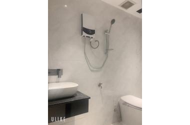 Nhà HXH, đường Cách Mạng Tháng 8, Quận 10, diện tích 42m2, giá 8.18 tỷ.