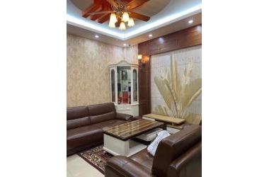 Bán nhà Siêu Phẩm Long Biên-Đức Giang 40m2*5T Nhà đẹp-Gần phố-Ở Ngay