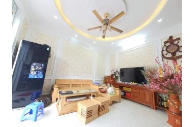 Bán nhà hiếm Hoàng Như Tiếp 44m2*4T-Mặt tiền 5m-10m ra ô tô tránh