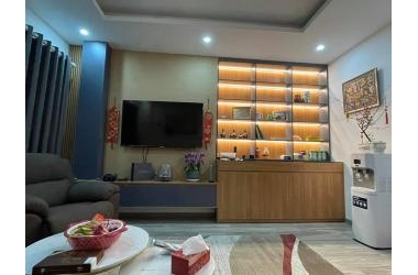 Bán nhà Bồ Đề Long Biên 40m2*5T-Lô góc-Nhà đẹp-Ngõ thông