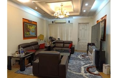 Bán nhà Ái Mộ Long Biên 47m2*5T-Mặt tiền 5m-Ô tô qua cửa-Ngõ thông tứ tung