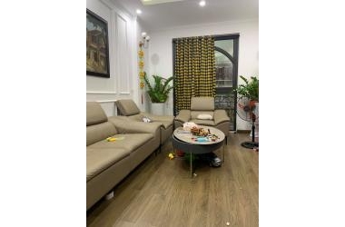 Bán nhà Nguyễn Văn Cừ 37m2*5T-20m ra ô tô-Nhà đẹp-Nội thất xịn-Ngõ thông