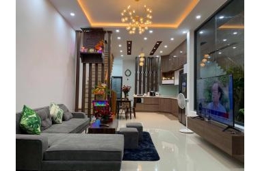 Bán nhà Bồ Đề - Gara - 6T Thang Máy - Cách phố 30m - Nhỉnh 5 Tỷ