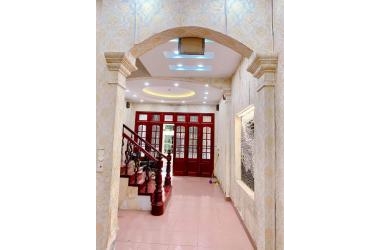 Bán nhà Hoàng Như Tiếp - Mt 5m - Lô góc - Ngõ thông - Gần phố -4.4 tỷ