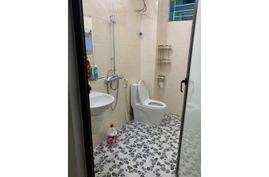 Bán gấp nhà Lê Thanh Nghị- chung cư mini 5 tầng 8 ngủ chỉ hơn 4 tỷ